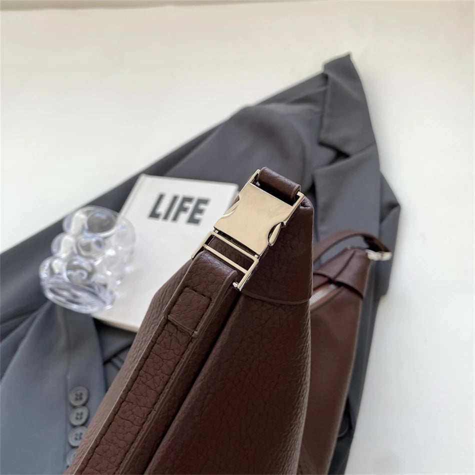 Force | Roly Shoulder Bag