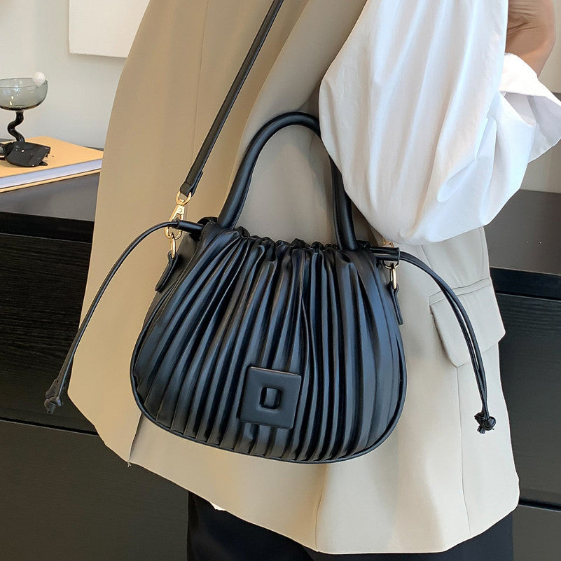 Force | Pleated Handbag Orie