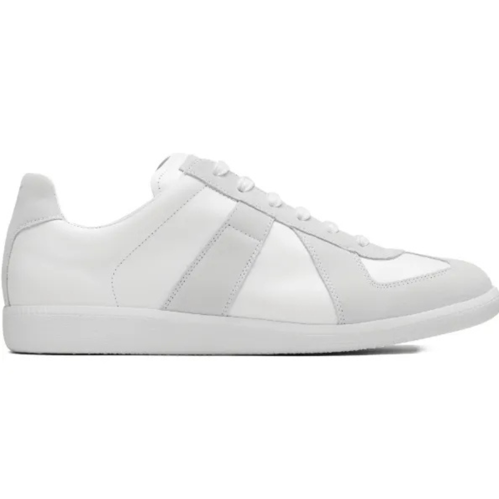 Klassischer Low-Top Sneaker Weiß