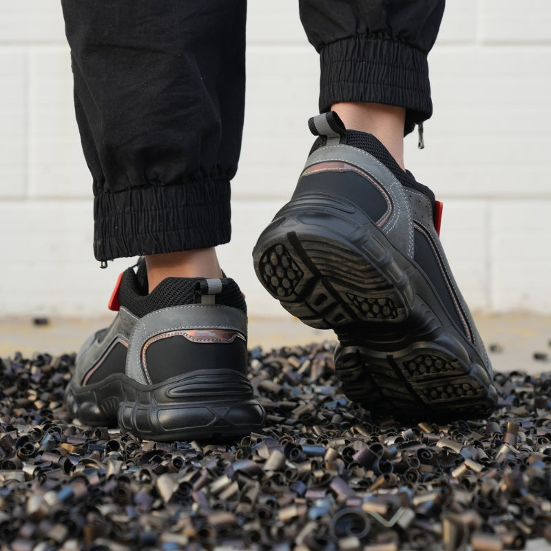 Force | Ultra-light safety shoes Revolt