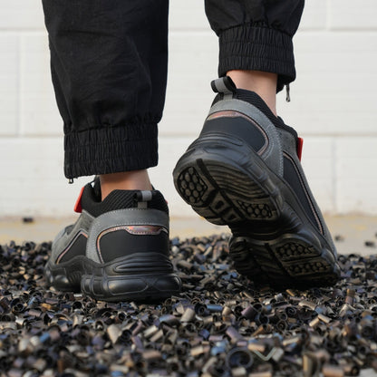 Force | Ultra-light safety shoes Revolt