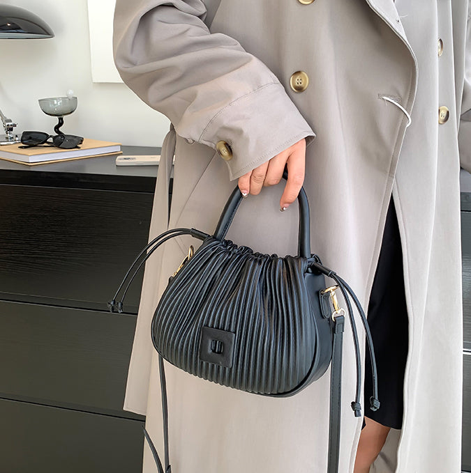 Force | Pleated Handbag Orie