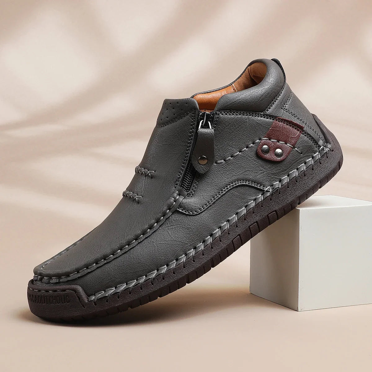 BARTON • Handmade leather shoes, combining comfort and character