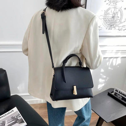 Force | Sousi Shoulder Bag
