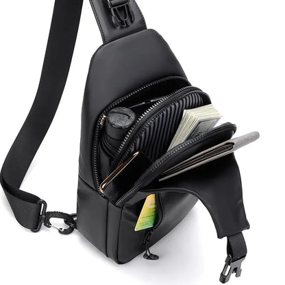 SyncPack™ – Waterproof shoulder bag with USB port
